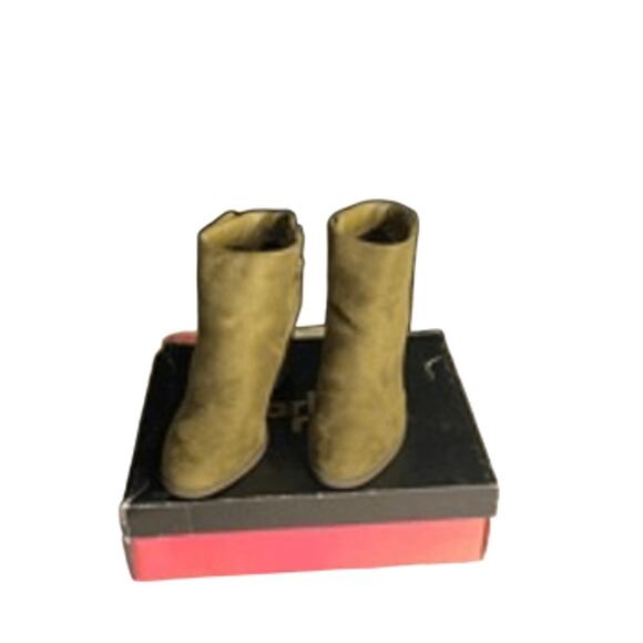 Boho Chic Olive Suede Block Heel Ankle Boots “Stacey” Style Size 7 - Picture 4 of 10